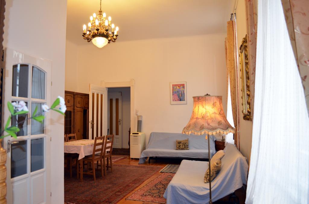 Budapest Central Apartments - Veres Palne Room photo